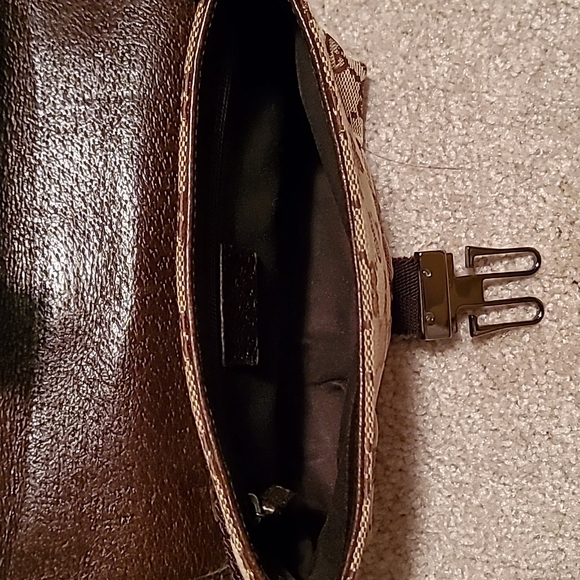 Gucci belt bag - Picture 9 of 11